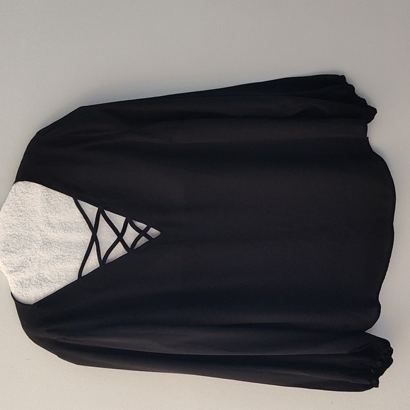 SHEIN Tops - Shein Blouse Top Size 3 XL Black Long Poet Sleeve Boho Flowy V Neck Criss Cross